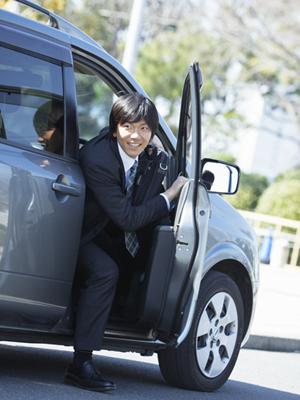 屋外駐車する愛車へのボディカバー